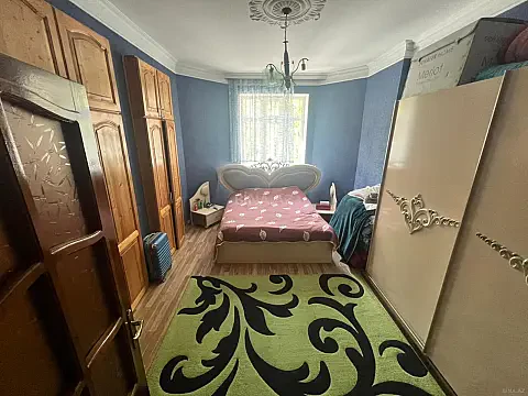 Satılır 3 otaqlı mənzil 115 m²