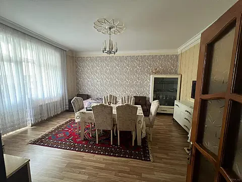 Satılır 3 otaqlı mənzil 115 m² — Bakı, Memar Əcəmi yanı 3 otaq 115.00 m²