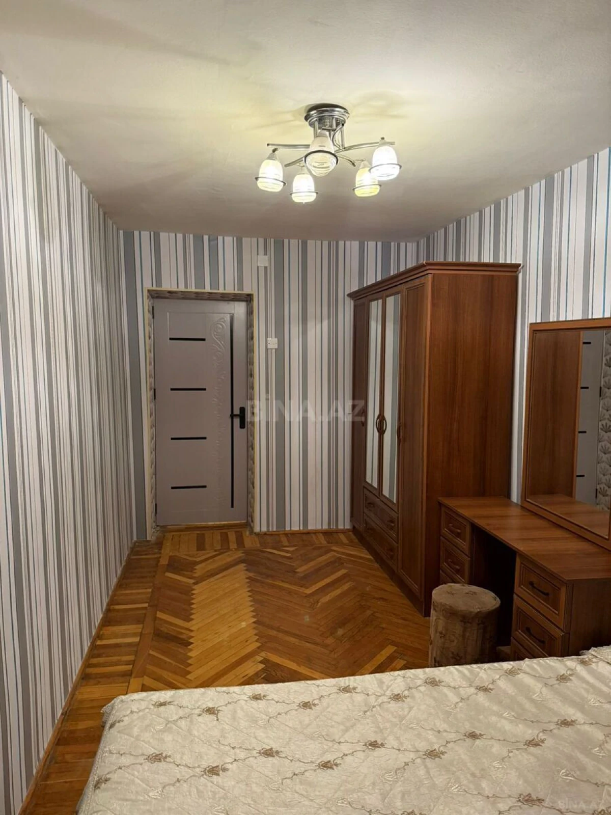 Kirayə verilir 3 otaqlı mənzil 72 m²