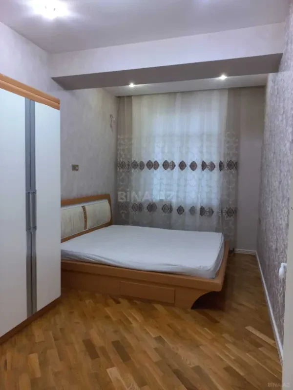 Kirayə verilir 3 otaqlı mənzil 120 m²
