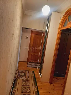 Kirayə verilir 2 otaqlı mənzil 62 m²