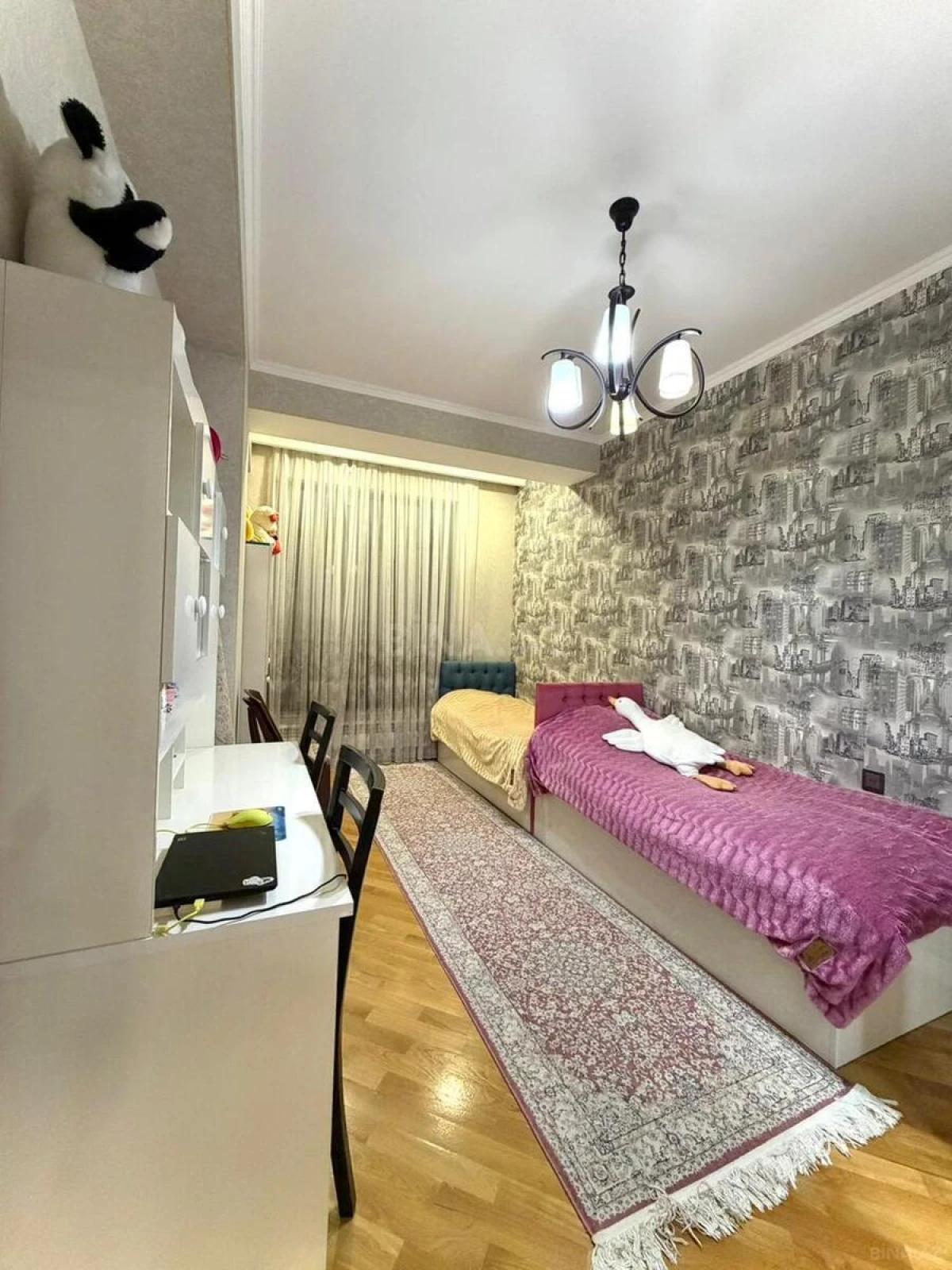 Satılır 3 otaqlı mənzil 130 m²
