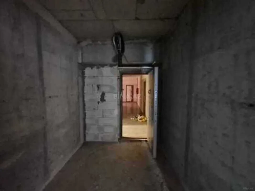 Satılır 3 otaqlı mənzil 150 m²