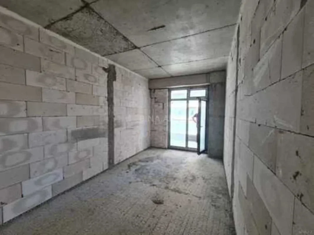 Satılır 3 otaqlı mənzil 150 m²