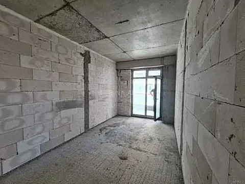 Satılır 3 otaqlı mənzil 150 m²