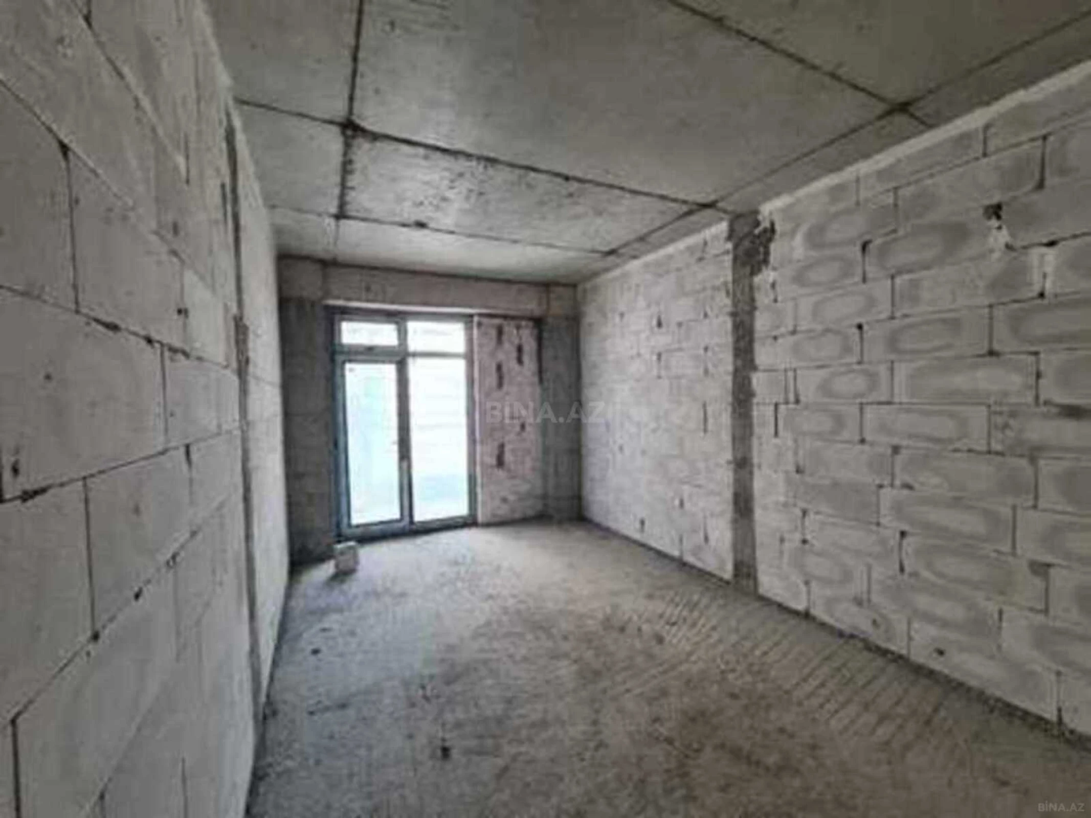 Satılır 3 otaqlı mənzil 150 m²