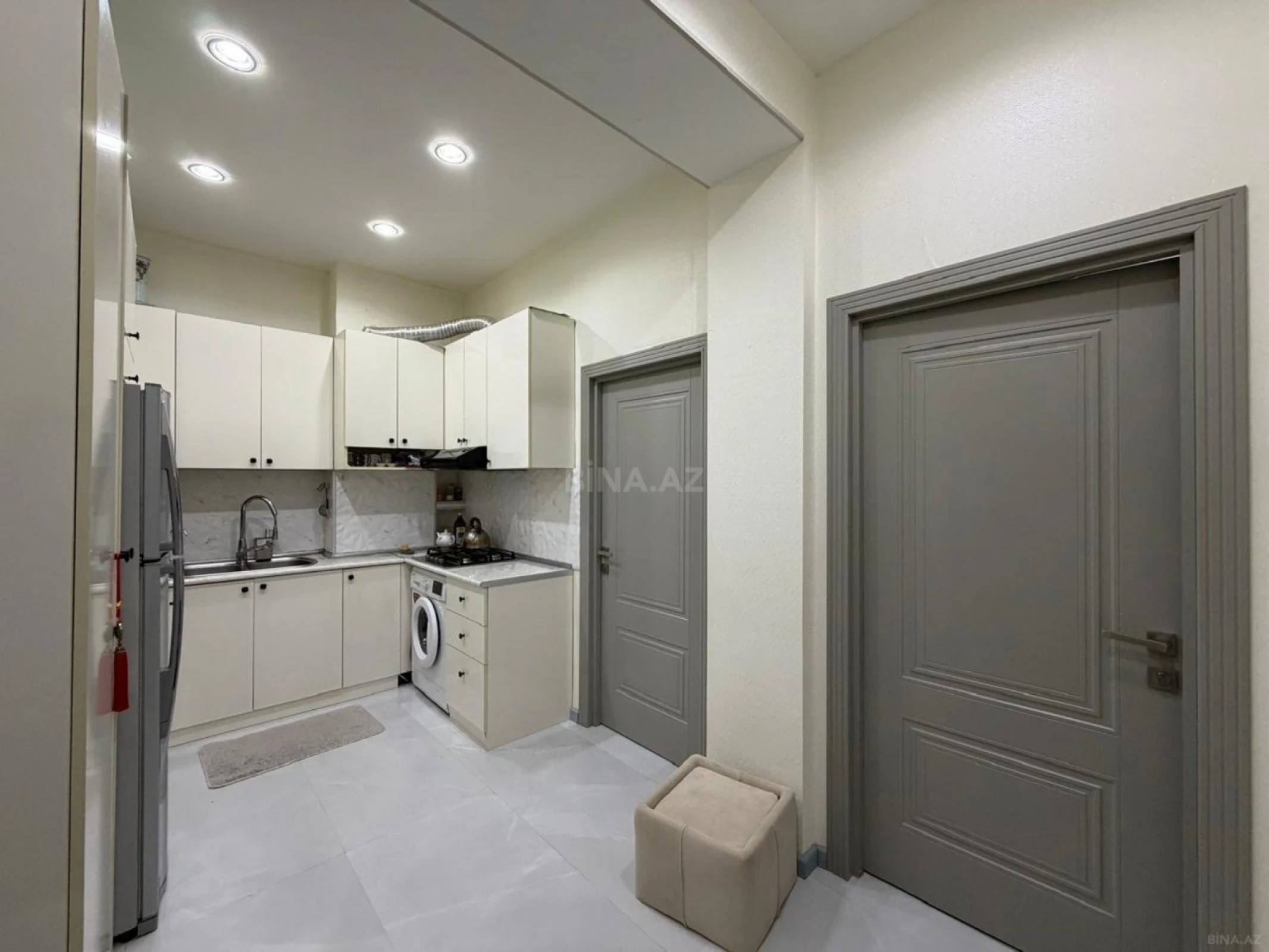 Satılır 2 otaqlı mənzil 60 m²