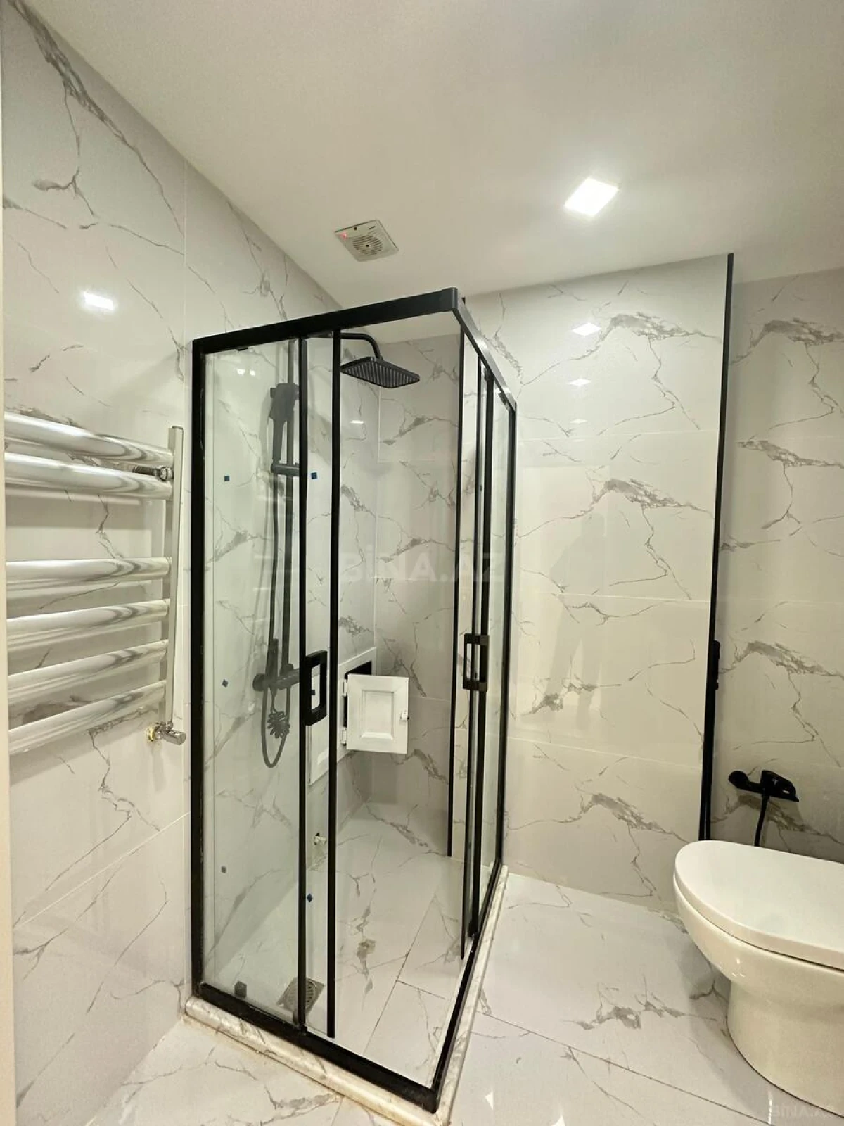Satılır 2 otaqlı mənzil 55 m²