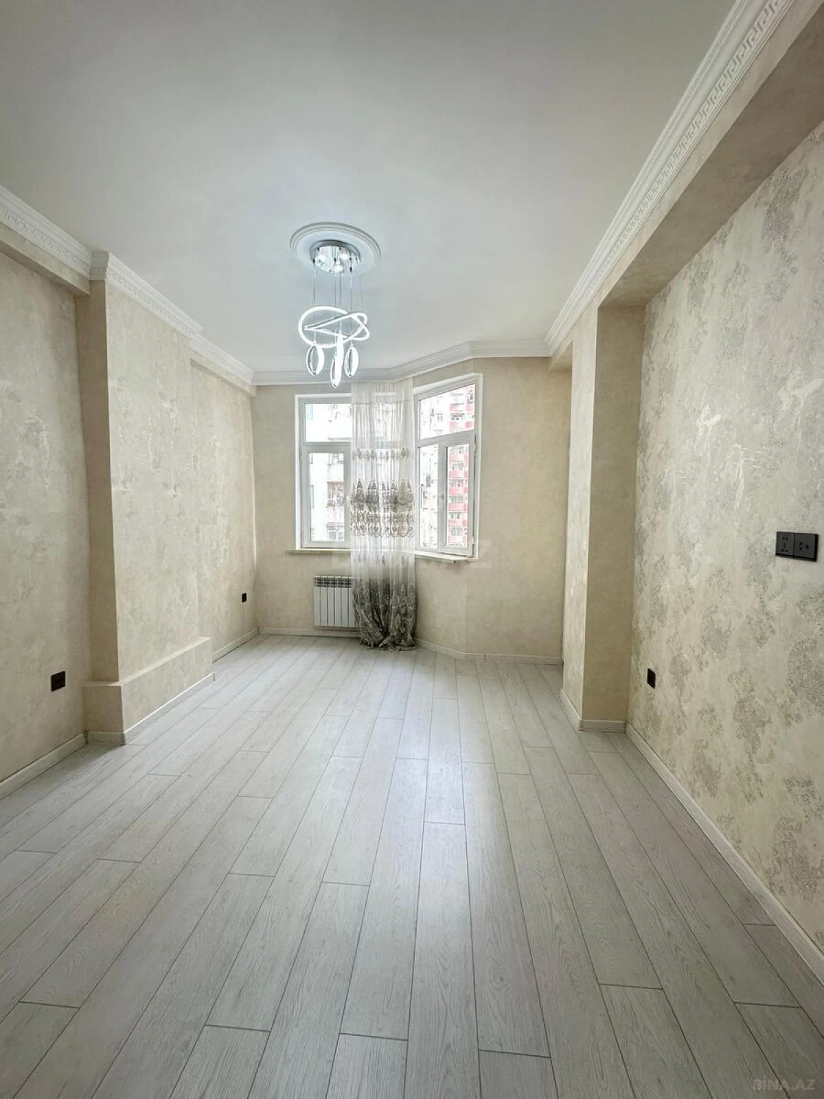 Satılır 2 otaqlı mənzil 55 m²