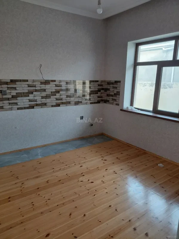 Satılır 4 otaqlı həyət evi 100 m²