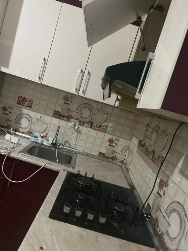Kirayə verilir 2 otaqlı mənzil 50 m²