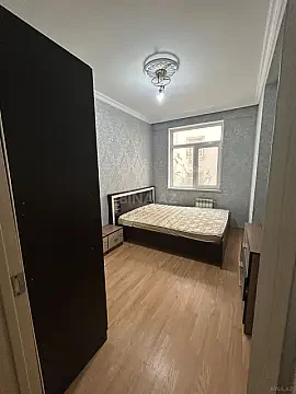Kirayə verilir 2 otaqlı mənzil 50 m²