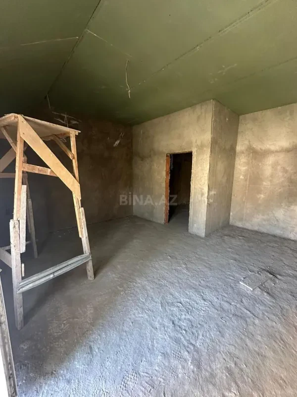 Satılır 7 otaqlı mənzil 408 m²