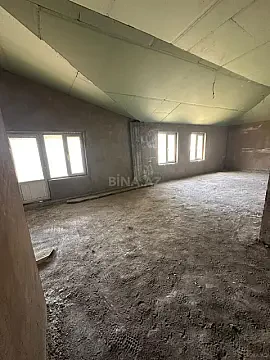Satılır 7 otaqlı mənzil 408 m²