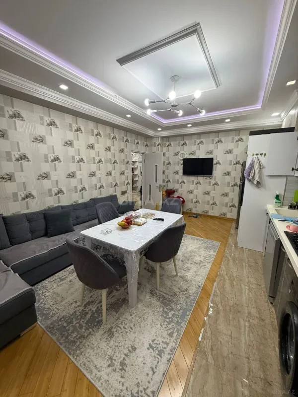 Satılır 3 otaqlı mənzil 137 m²