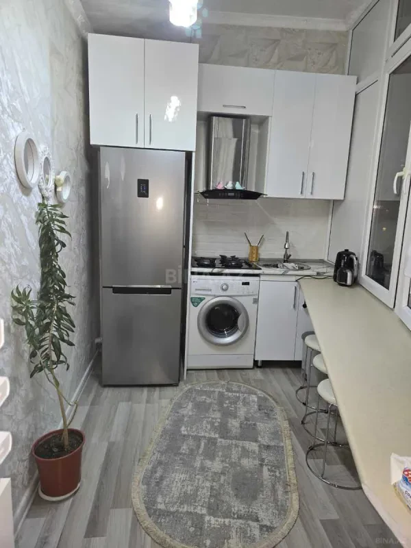 Kirayə verilir 2 otaqlı mənzil 60 m²