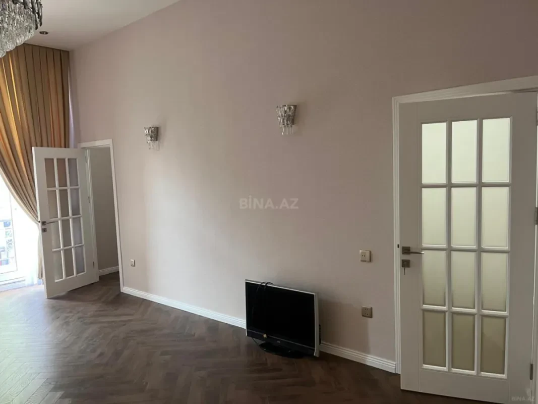 Kirayə verilir 3 otaqlı mənzil 65 m²