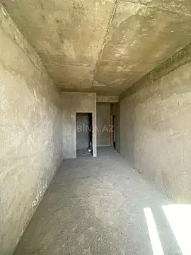 Satılır 4 otaqlı mənzil 170 m²