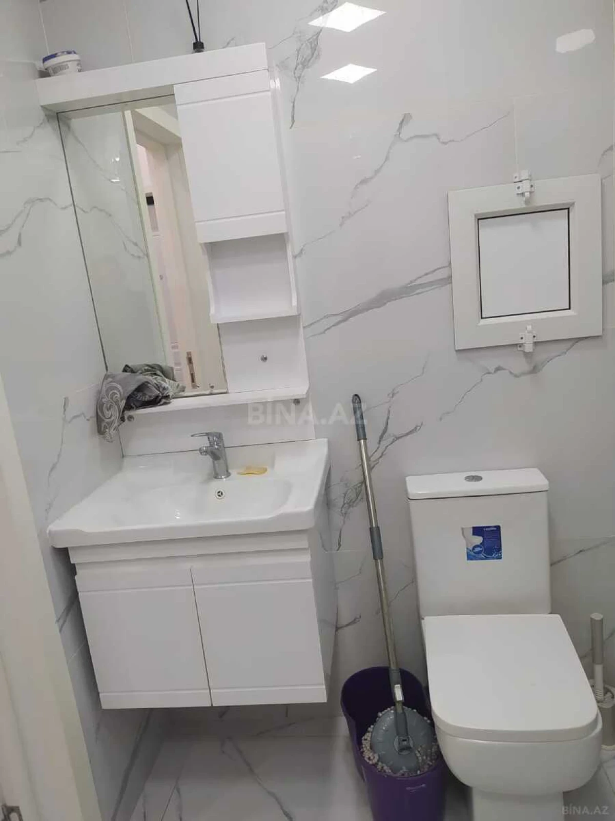Kirayə verilir 2 otaqlı mənzil 75 m²