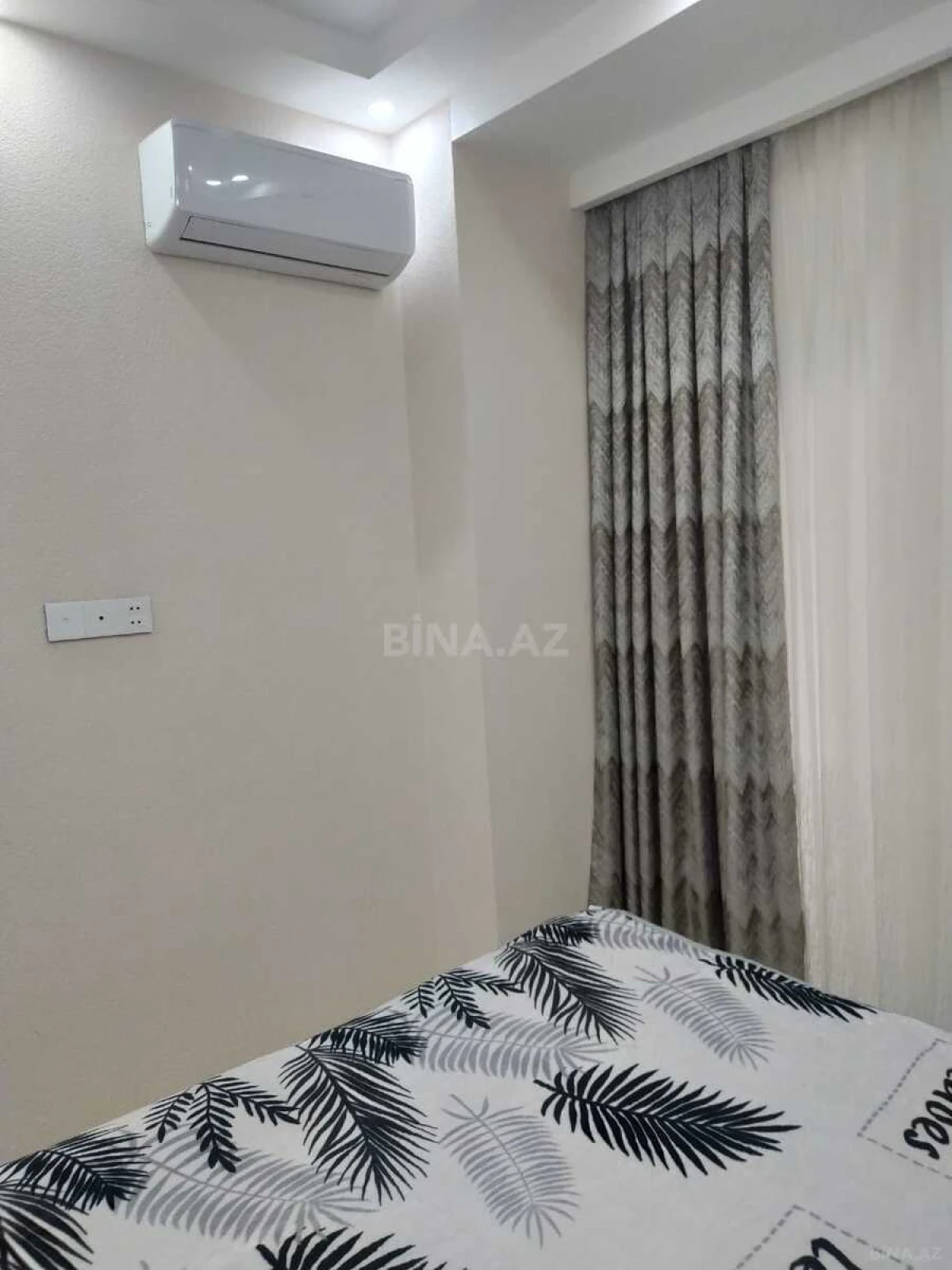 Kirayə verilir 2 otaqlı mənzil 75 m²