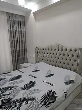 Kirayə verilir 2 otaqlı mənzil 75 m²