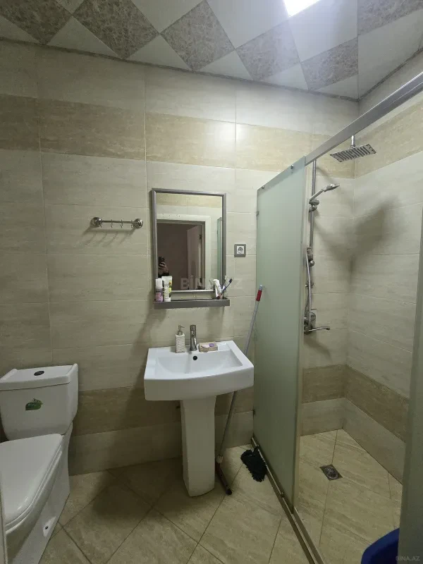 Satılır 2 otaqlı mənzil 66 m²