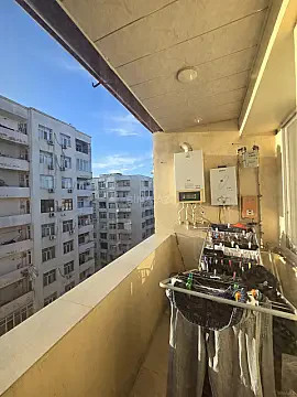 Satılır 2 otaqlı mənzil 66 m²