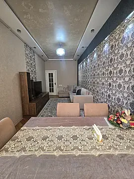 Satılır 2 otaqlı mənzil 66 m²