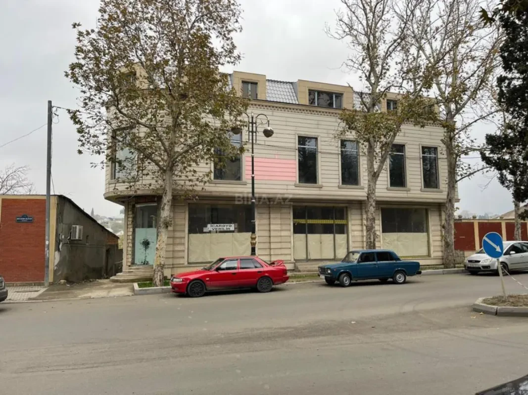 Satılır obyekt 1410 m²