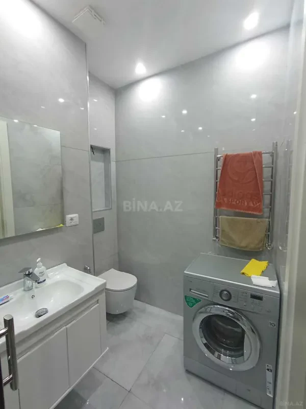Satılır 2 otaqlı mənzil 81 m²