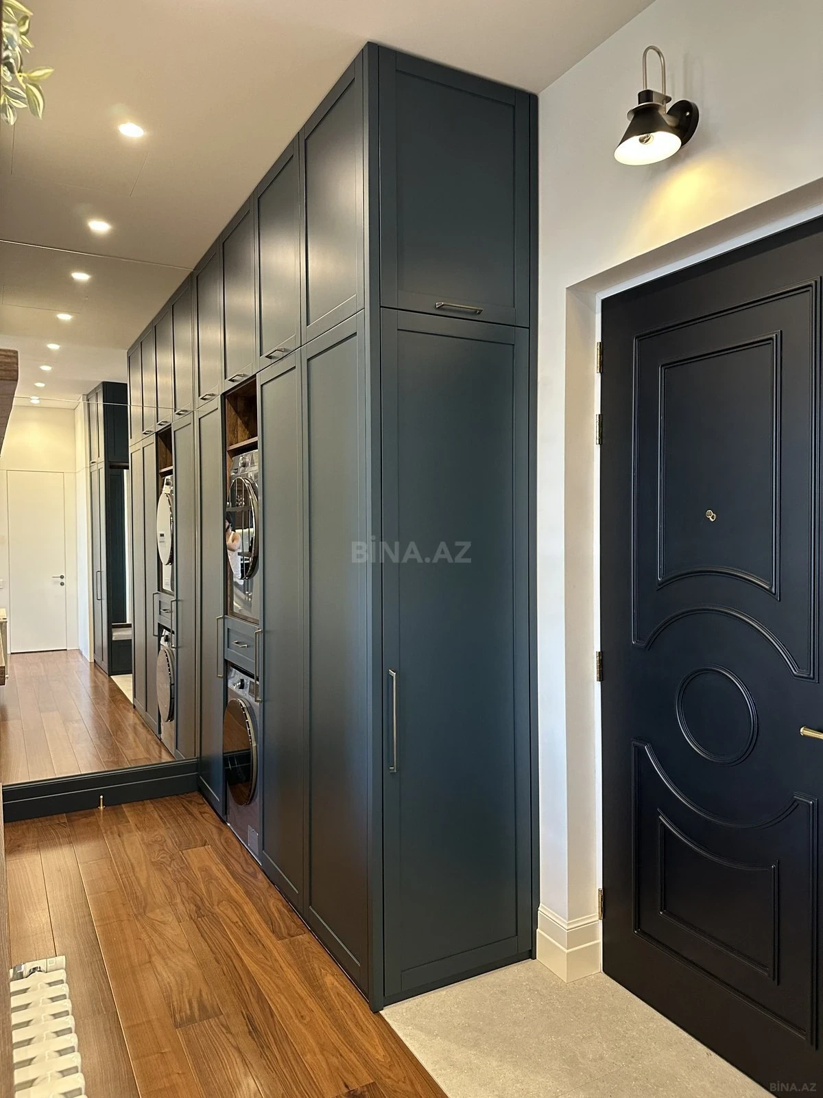 Satılır 2 otaqlı mənzil 75 m²