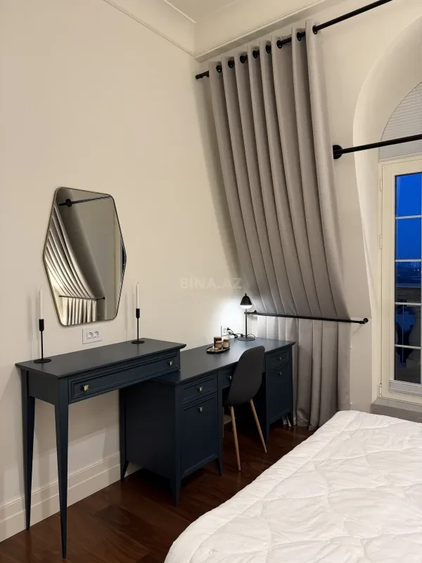 Satılır 2 otaqlı mənzil 75 m²