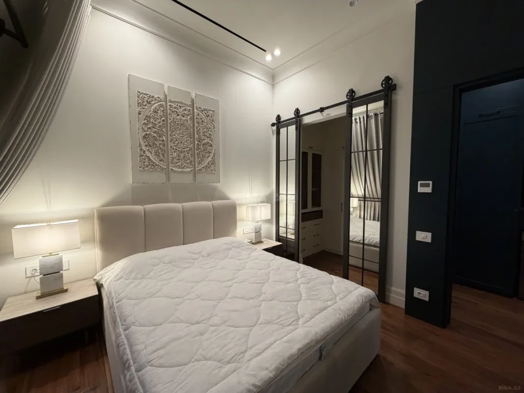Satılır 2 otaqlı mənzil 75 m²