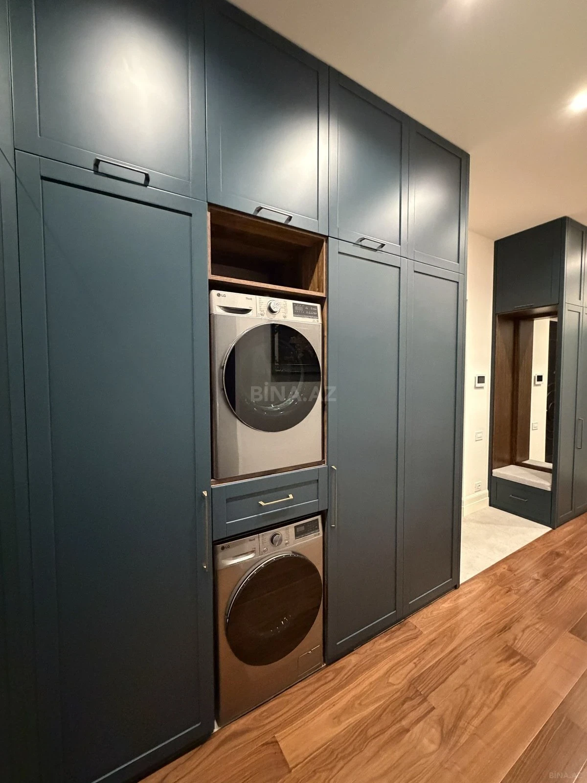 Satılır 2 otaqlı mənzil 75 m²