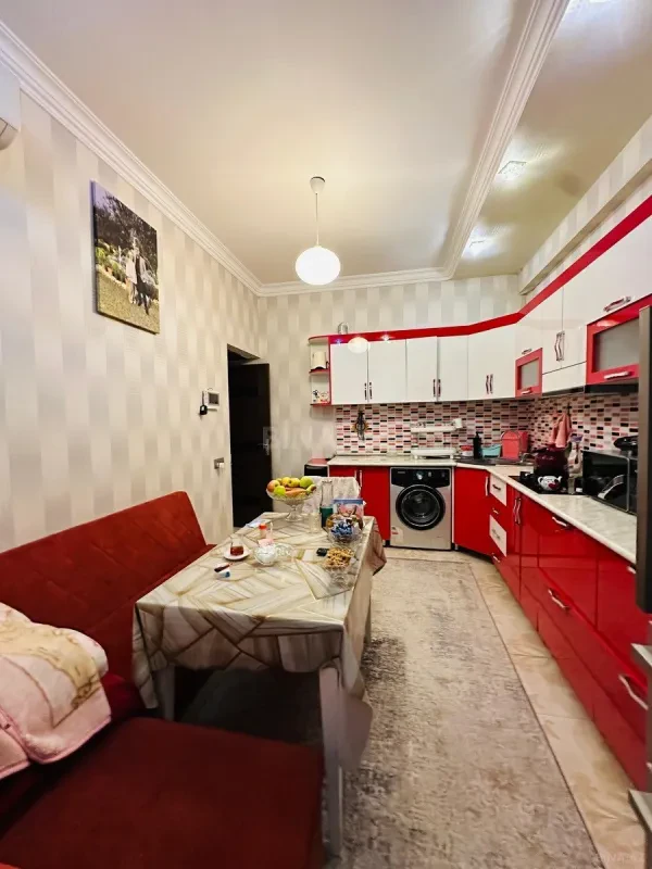 Satılır 3 otaqlı mənzil 78 m²