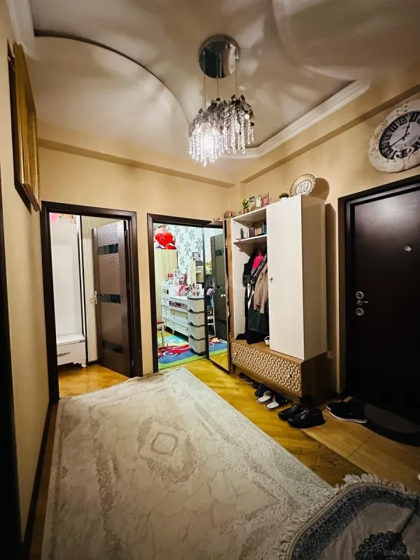 Satılır 3 otaqlı mənzil 78 m²