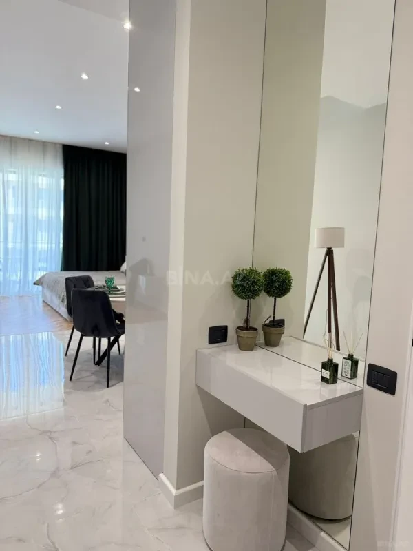 Kirayə verilir 1 otaqlı mənzil 60 m²