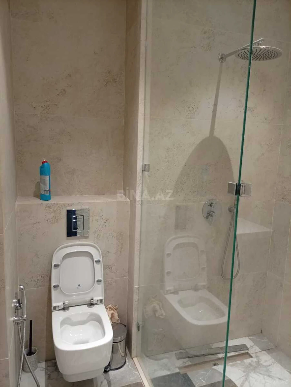 Kirayə verilir 2 otaqlı mənzil 66 m²