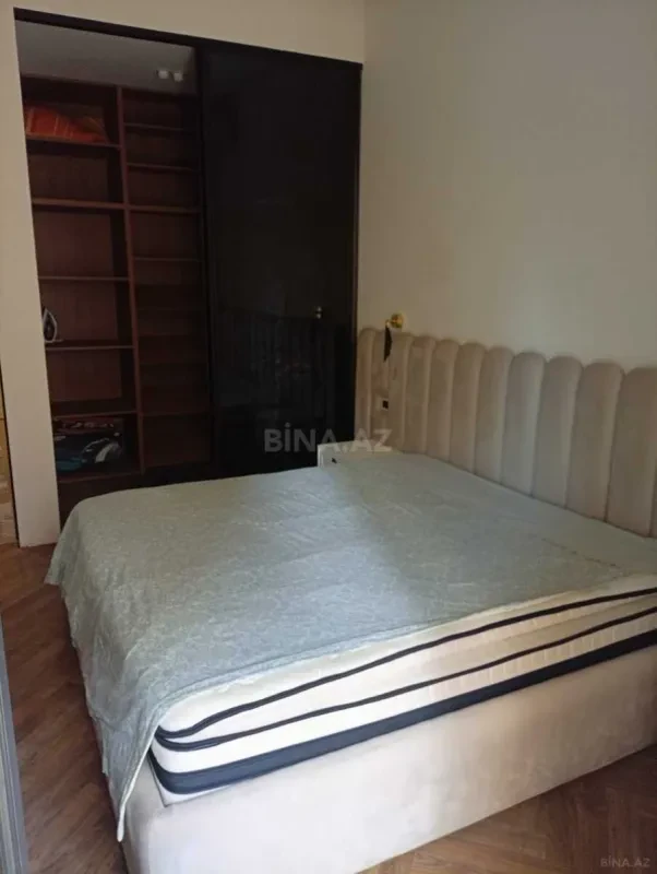 Kirayə verilir 2 otaqlı mənzil 66 m²