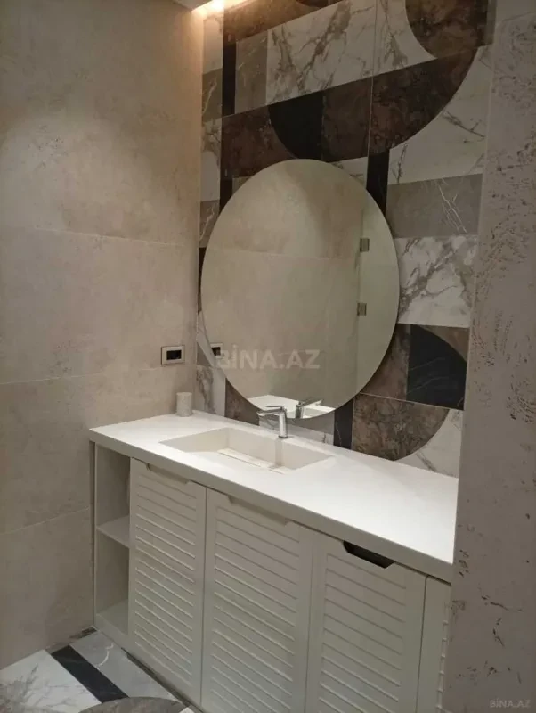 Kirayə verilir 2 otaqlı mənzil 66 m²