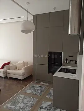Kirayə verilir 2 otaqlı mənzil 66 m²