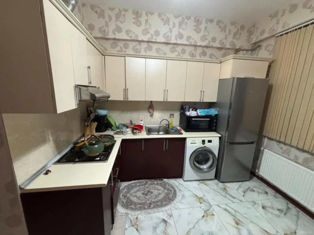 Kirayə verilir 2 otaqlı mənzil 70 m²