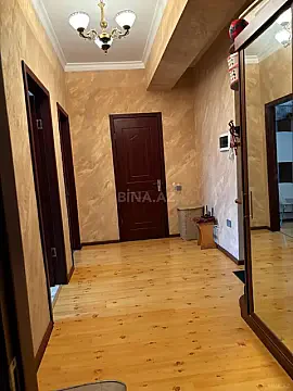 Kirayə verilir 2 otaqlı mənzil 70 m²