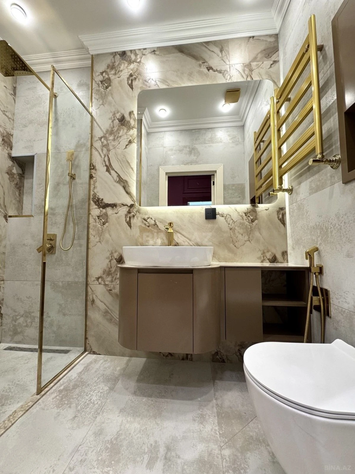 Satılır 3 otaqlı mənzil 64 m²