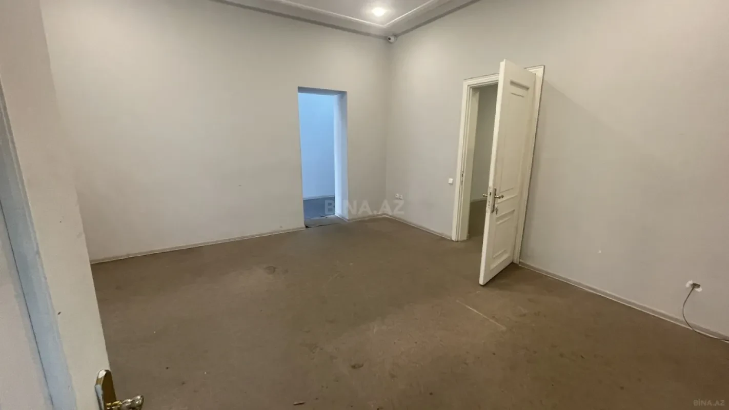Kirayə verilir obyekt 120 m²