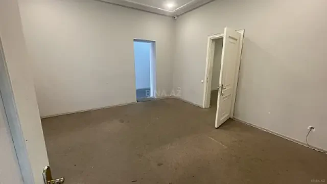 Kirayə verilir obyekt 120 m²