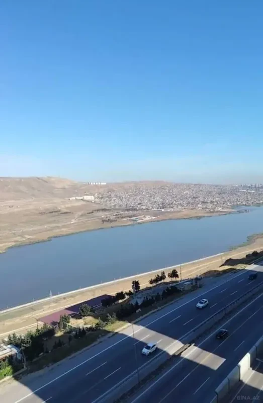 Kirayə verilir 3 otaqlı mənzil 110 m²