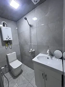 Kirayə verilir 1 otaqlı həyət evi 20 m²