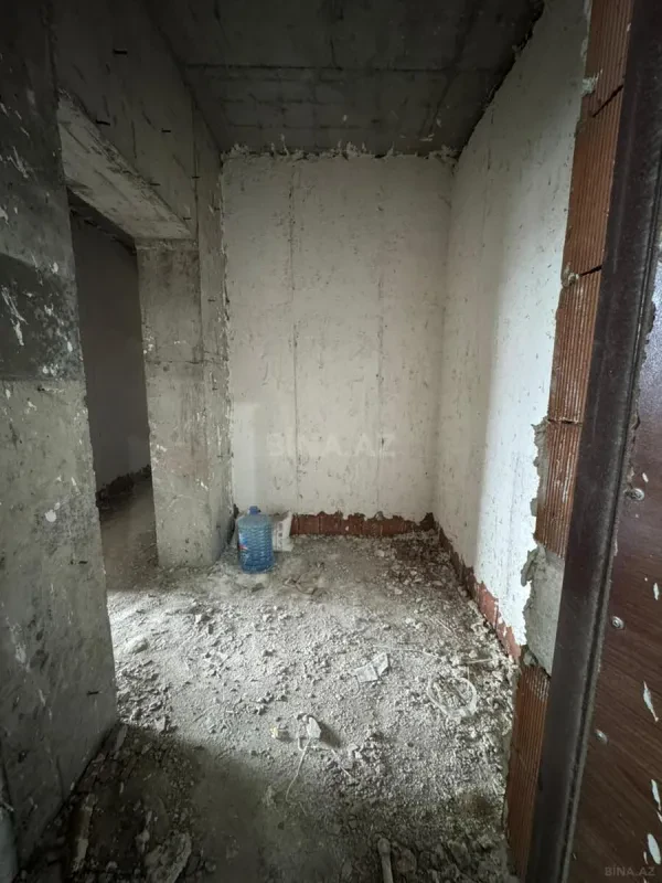 Satılır 2 otaqlı mənzil 110 m²