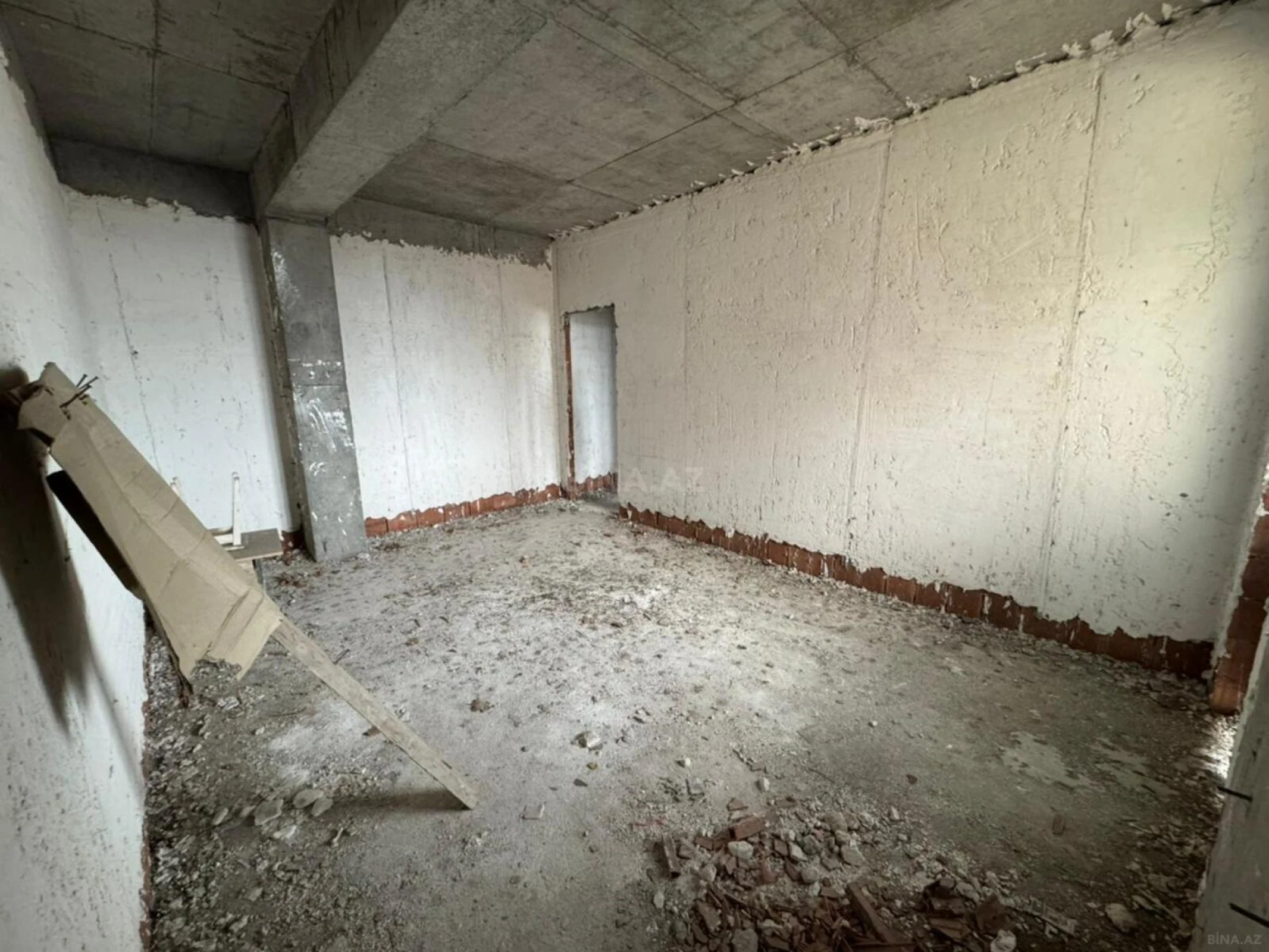 Satılır 2 otaqlı mənzil 110 m²